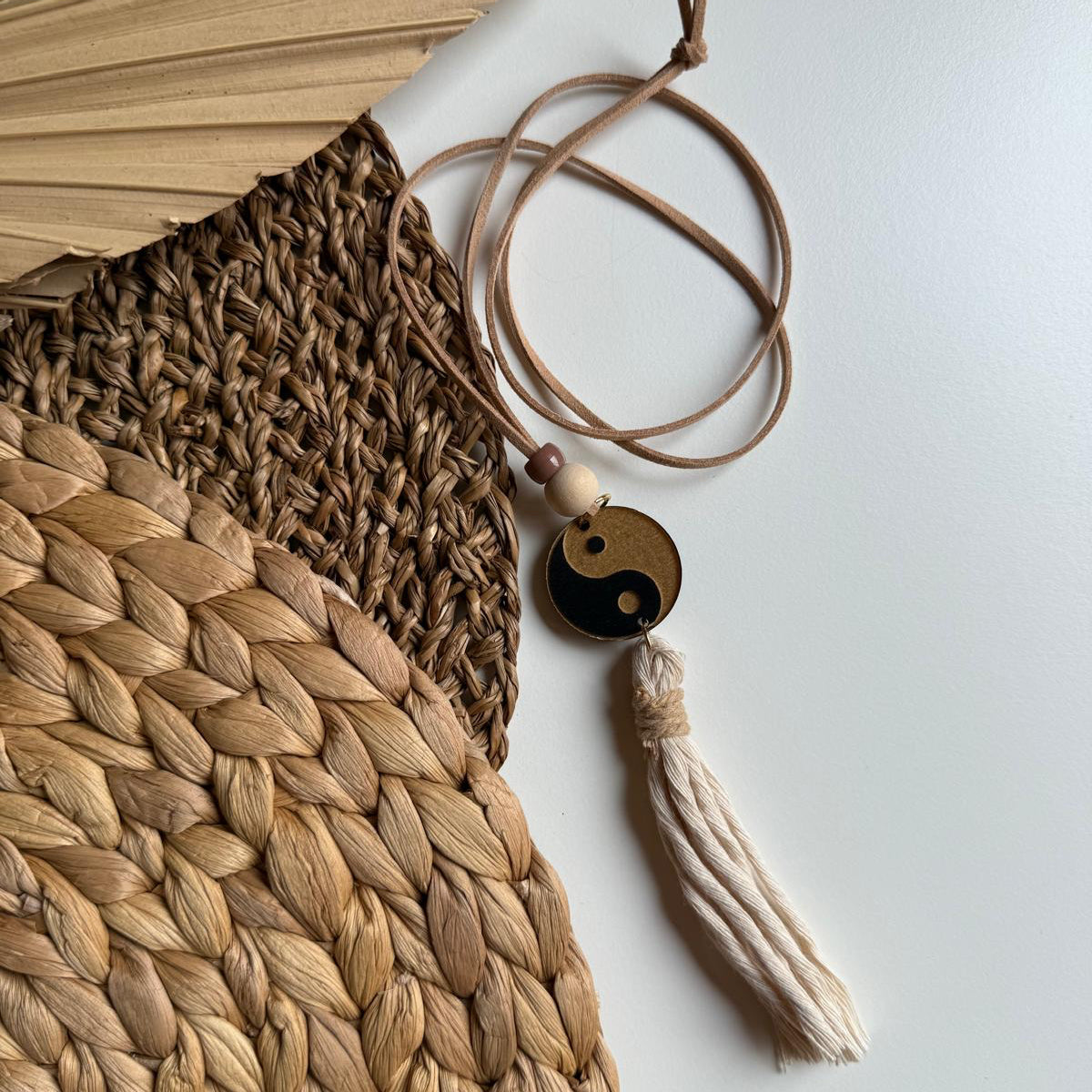 Collana con simbolo di protezione 🪬