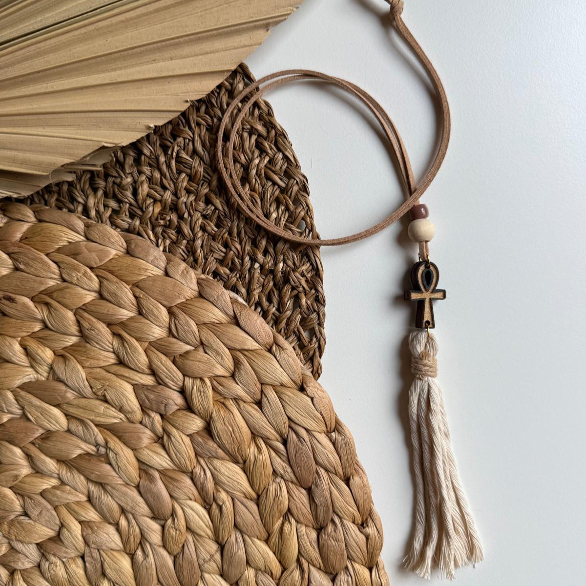 Collana con simbolo di protezione 🪬